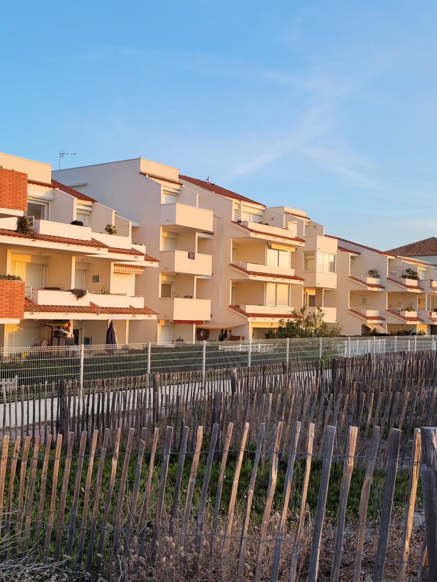 Tahiti Beach, T2 A La Mer, Piscine, Terrasse Et Parking فرونتينيان المظهر الخارجي الصورة